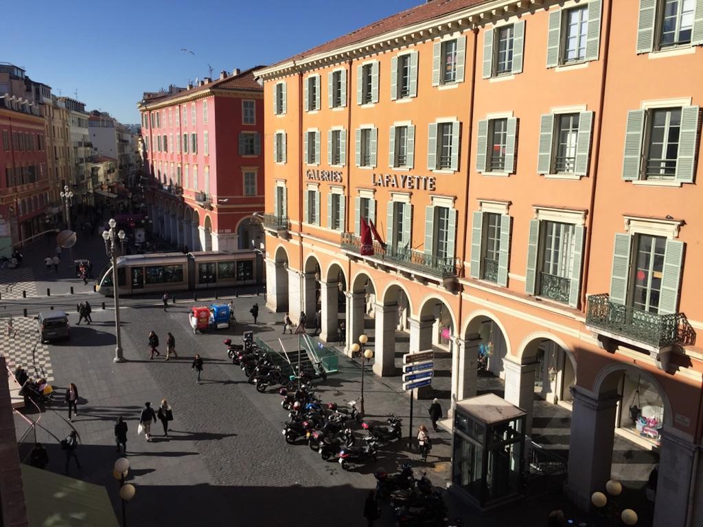 2 Bedrooms Appartement In Central Location On The Famous Place Massena Niza Exterior foto